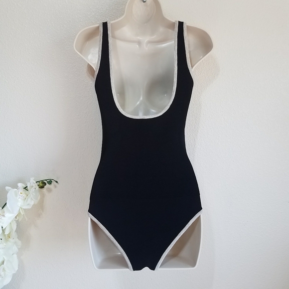 Authentic Balmain Paris Logo Linen Blend Knit Bodysuit - Picture 5 of 14